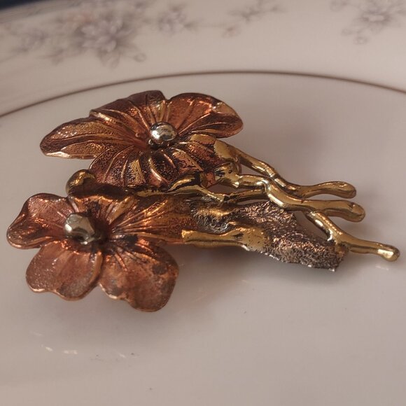 Vtg MCM Mixed Metals Artisan BROOCH Handmade Big and Beautiful Flowers 70s - Picture 3 of 6